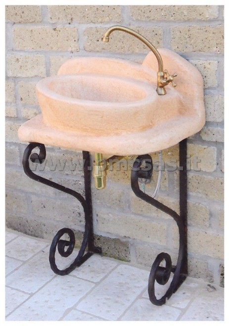 lavabo in pietra